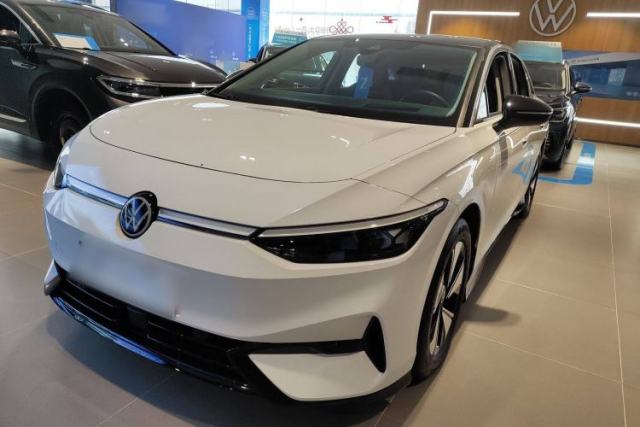 Ojetý Volkswagen ID.7 VIZZION 2024 AIR model