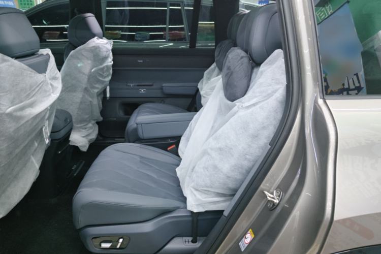 Used Volkswagen ID.ERA 9X 2026 Model Ultra Four-Wheel Drive Edition Left Rear Seat
