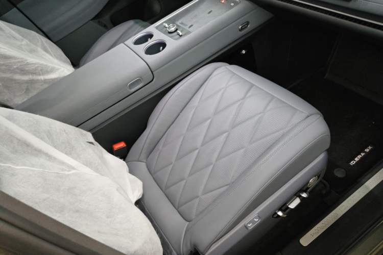 Used Volkswagen ID.ERA 9X 2026 Model Ultra Four-Wheel Drive Edition Right Front Seat