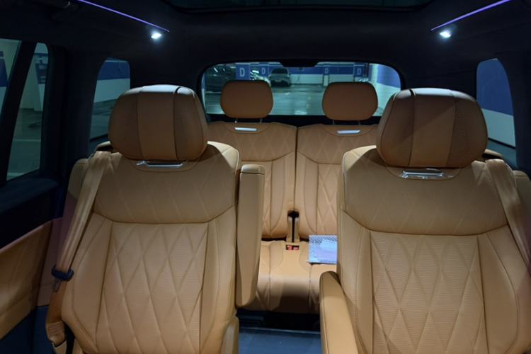 Used Volkswagen ID.ERA 9X 2026 Model Max Four-Wheel Drive Edition Interior 4