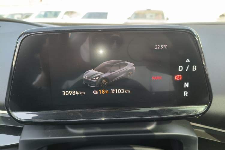 Used Volkswagen ID.UNYX 2024 Pro Long-Range Version Instrument Cluster