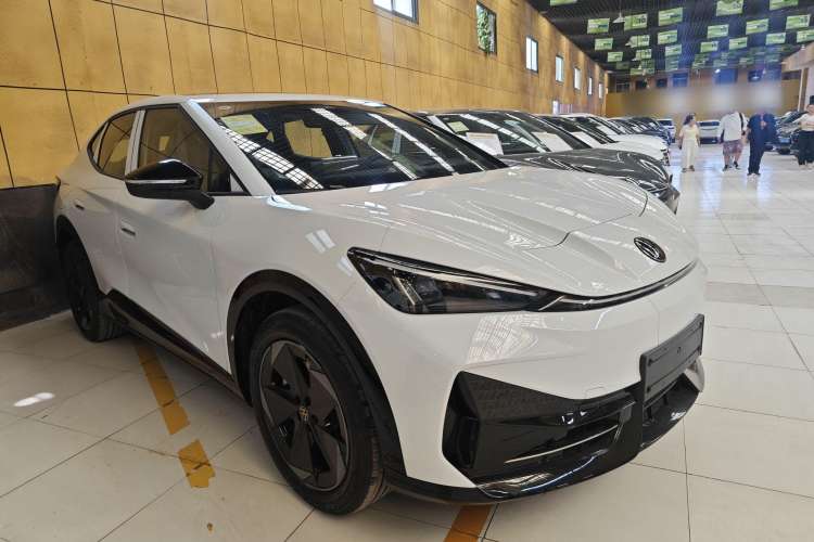Used Volkswagen ID.UNYX 2024 Revised Pro Long-Range Version Exterior 2