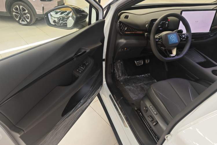 Used Volkswagen ID.UNYX 2024 Revised Pro Long-Range Version Interior 4