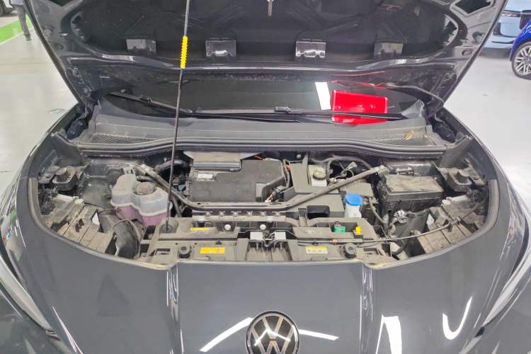 Used Volkswagen ID.UNYX 2024 Pro Long-Range Version Engine Bay