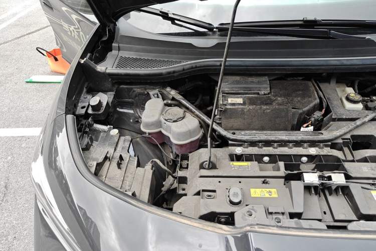 Used Volkswagen ID.UNYX 2024 Ultra Long-Range Version Engine Bay Right