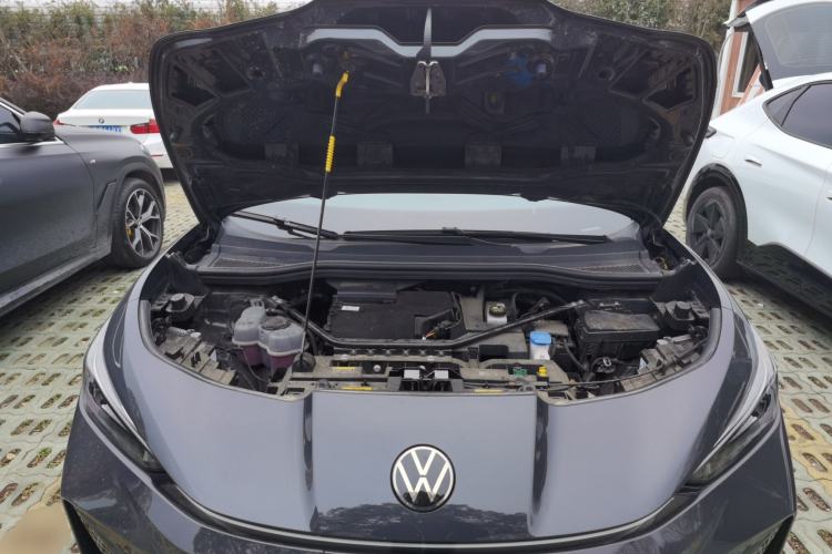 Used Volkswagen ID.UNYX 2024 Pro Long-Range Version Engine Bay