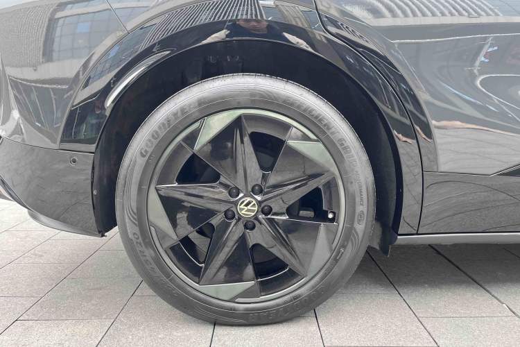 Used Volkswagen ID.UNYX 2024 Pro Long-Range Version Exterior 9