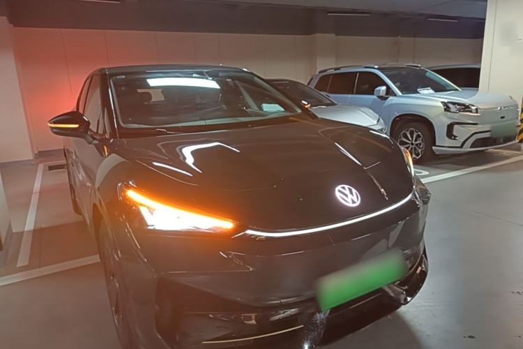 Used Volkswagen ID.UNYX 2024 Revised Pro Long-Range Version Front Right 45 Deg