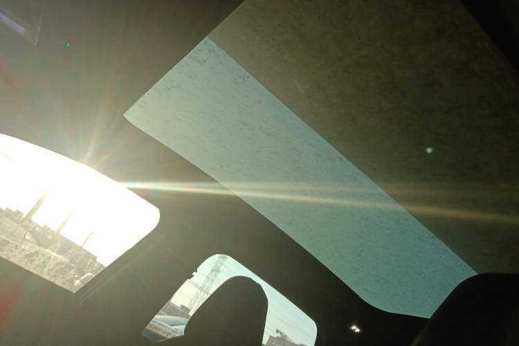 Used Volkswagen ID.UNYX 2024 Ultra Long-Range Version Headliner
