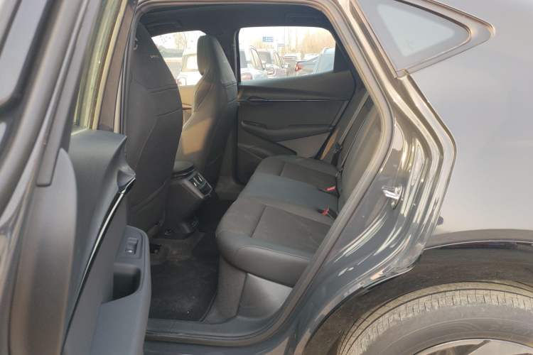 Used Volkswagen ID.UNYX 2024 Pro Long-Range Version Interior 4