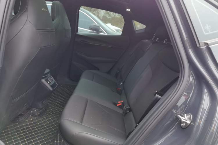 Used Volkswagen ID.UNYX 2024 Pro Long-Range Version Interior 4