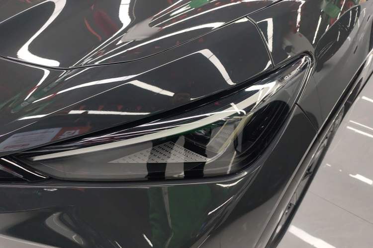 Used Volkswagen ID.UNYX 2024 Ultra Long-Range Version Left Front Headlight