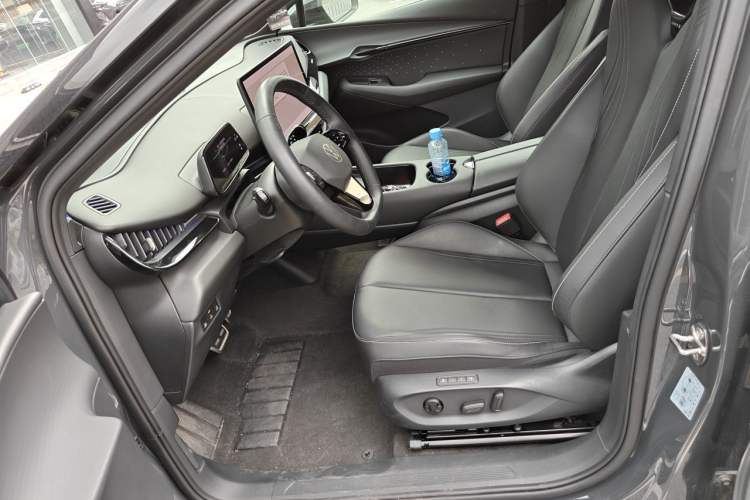 Used Volkswagen ID.UNYX 2024 Ultra Long-Range Version Left Front Seat
