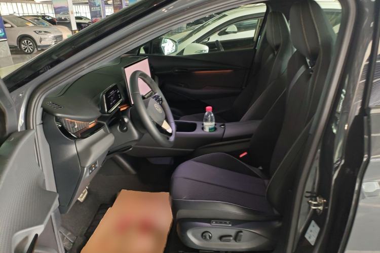 Used Volkswagen ID.UNYX 2024 Pro Long-Range Version Left Front Seat