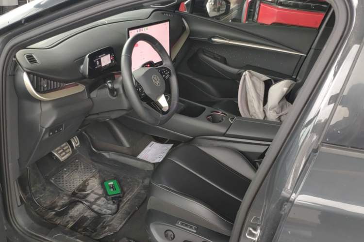 Used Volkswagen ID.UNYX 2024 Ultra Long-Range Version Left Front Seat