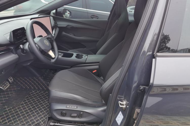 Used Volkswagen ID.UNYX 2024 Pro Long-Range Version Left Front Seat