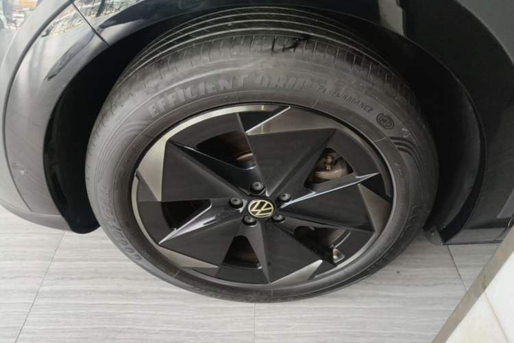 Used Volkswagen ID.UNYX 2024 Revised Ultra Long-Range Version Left Front Wheel Hub
