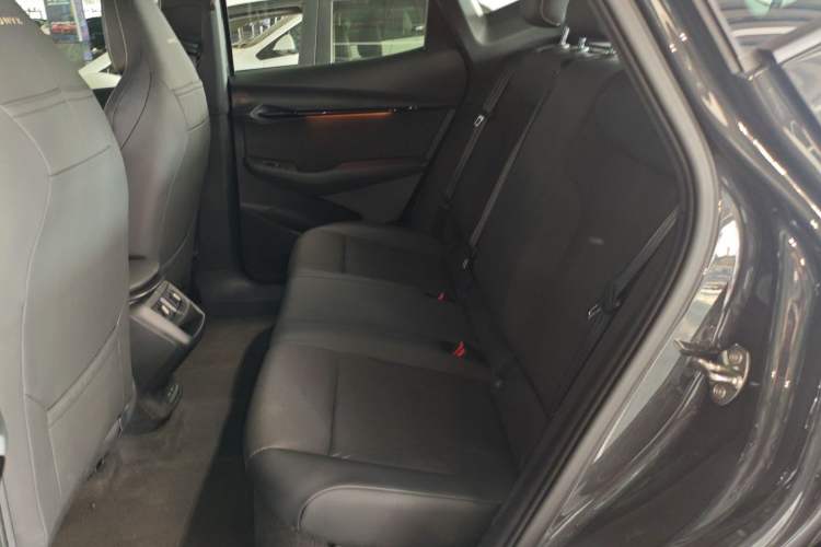 Used Volkswagen ID.UNYX 2024 Pro Long-Range Version Left Rear Seat