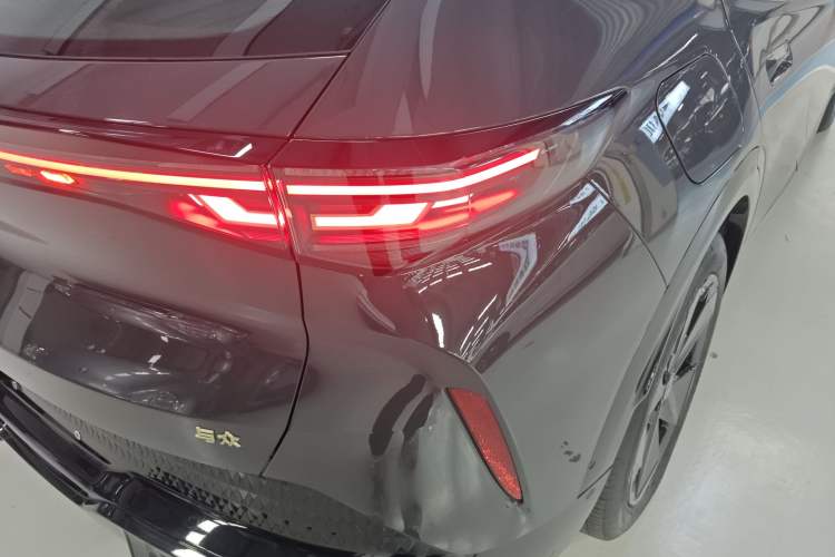 Used Volkswagen ID.UNYX 2024 Pro Long-Range Version Right Rear Taillight