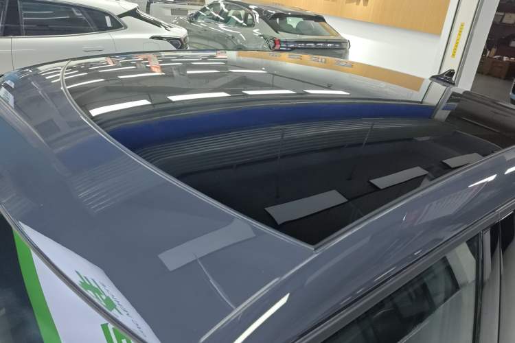 Used Volkswagen ID.UNYX 2024 Pro Long-Range Version Roof