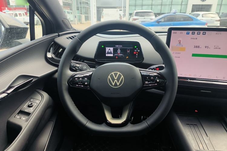 Used Volkswagen ID.UNYX 2024 Pro Long-Range Version Steering Wheel