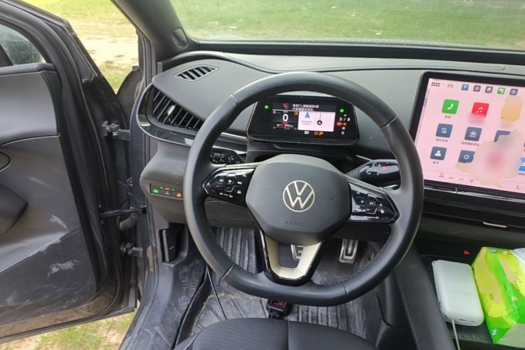 Used Volkswagen ID.UNYX 2024 Revised Pro Long-Range Version Steering Wheel