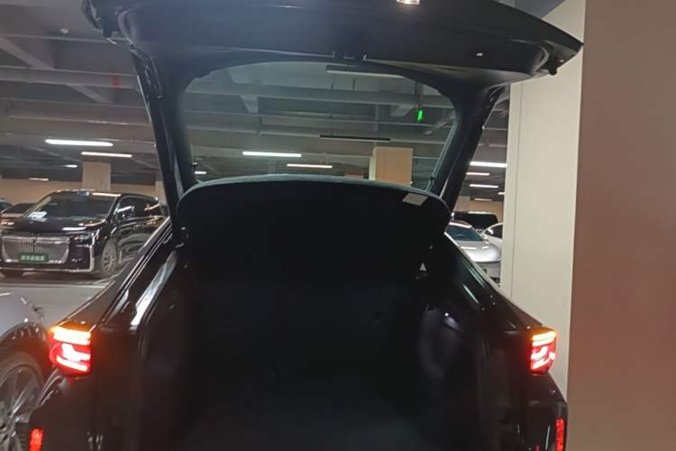 Used Volkswagen ID.UNYX 2024 Revised Pro Long-Range Version Trunk