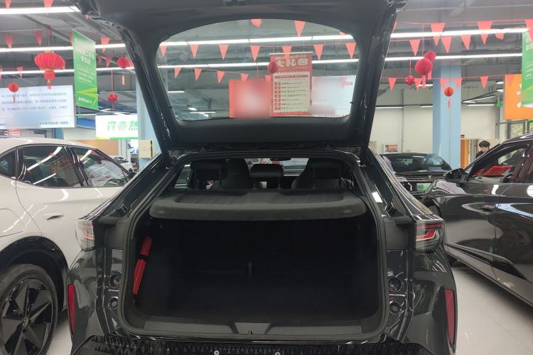 Used Volkswagen ID.UNYX 2024 Ultra Long-Range Version Trunk