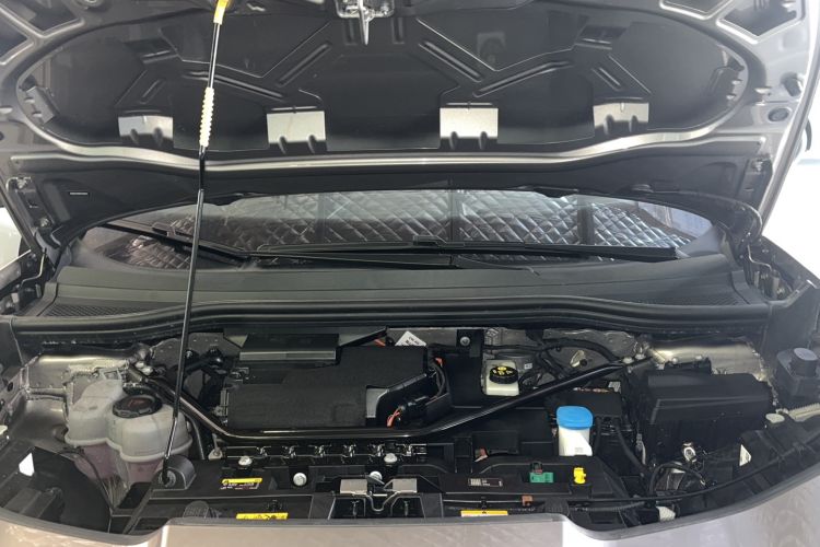 Used Volkswagen ID.UNYX 2024 Ultra Long-Range Version Engine Bay