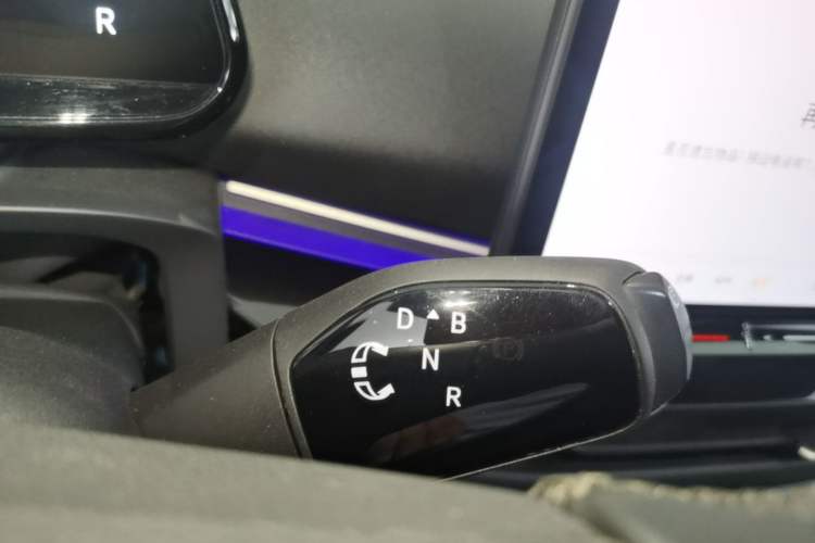 Used Volkswagen ID.UNYX 2024 Ultra Long-Range Version Gear Lever