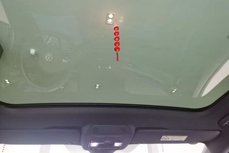 Used Volkswagen ID.UNYX 2024 Ultra Long-Range Version Headliner