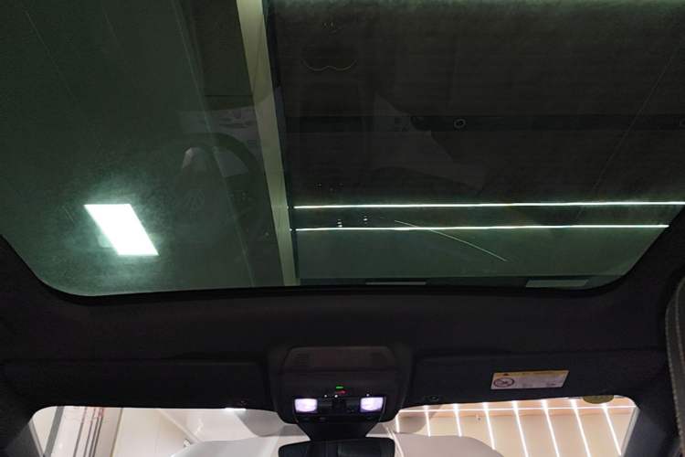 Used Volkswagen ID.UNYX 2024 Revised Ultra Long-Range Version Headliner
