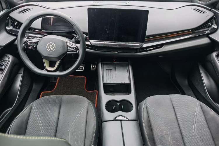 Used Volkswagen ID.UNYX 2024 Revised Pro Long-Range Version Interior 3