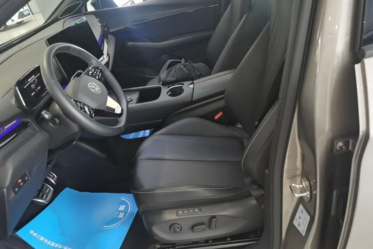 Used Volkswagen ID.UNYX 2024 Ultra Long-Range Version Left Front Seat