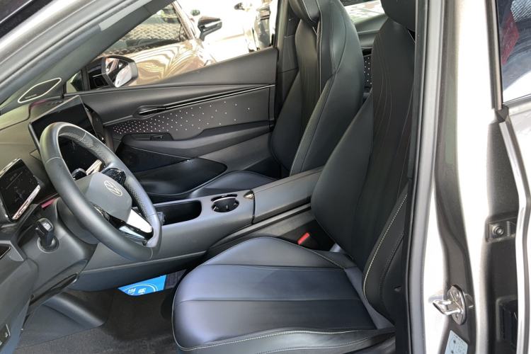 Used Volkswagen ID.UNYX 2024 Ultra Long-Range Version Left Front Seat