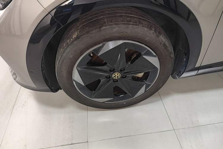Used Volkswagen ID.UNYX 2024 Revised Ultra Long-Range Version Left Front Wheel Hub