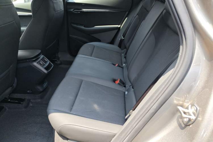 Used Volkswagen ID.UNYX 2024 Revised Pro Long-Range Version Left Rear Seat