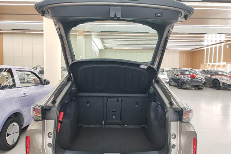 Used Volkswagen ID.UNYX 2024 Revised Ultra Long-Range Version Trunk