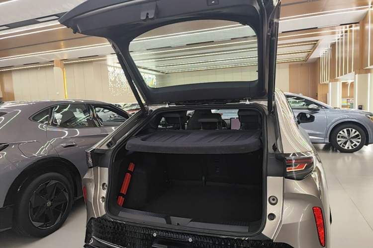 Used Volkswagen ID.UNYX 2024 Revised Ultra Long-Range Version Trunk
