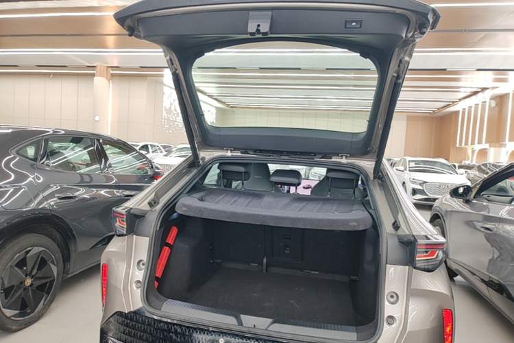Used Volkswagen ID.UNYX 2024 Revised Ultra Long-Range Version Trunk