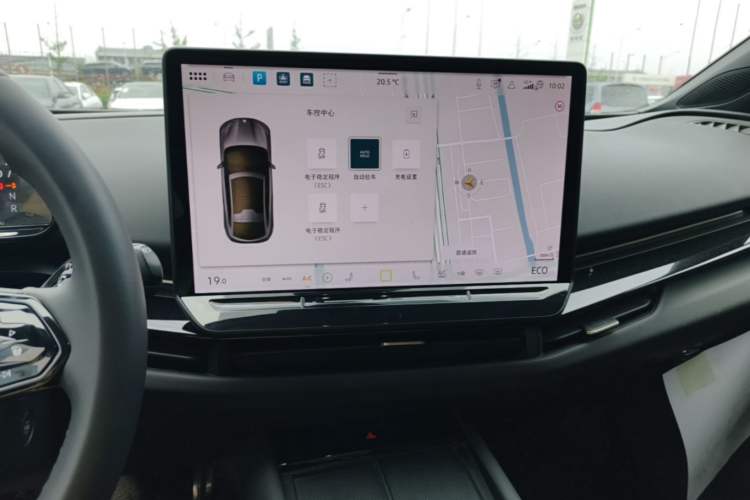 Used Volkswagen ID.UNYX 2024 Revised Pro Long-Range Version Audio And AC Panel