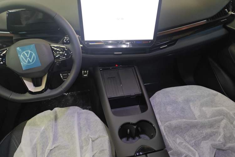 Used Volkswagen ID.UNYX 2024 Revised Pro Long-Range Version Audio And AC Panel