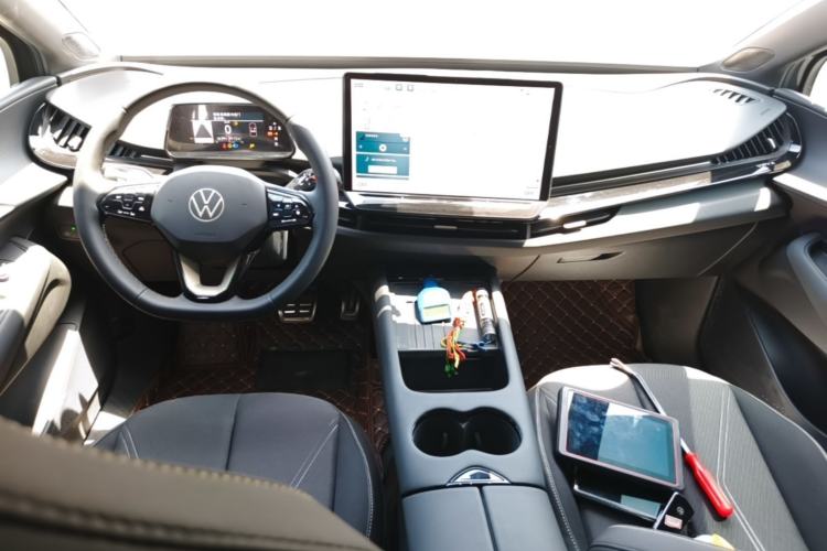 Used Volkswagen ID.UNYX 2024 Revised Pro Long-Range Version Center Console