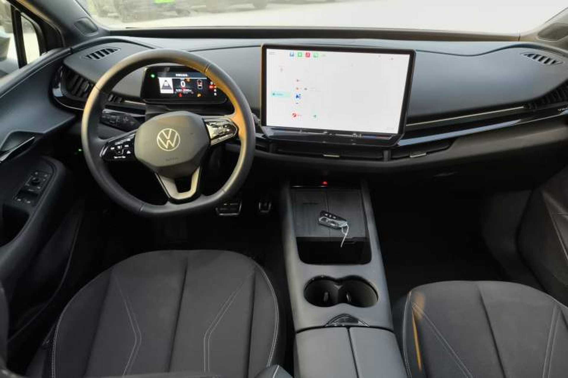 Used Volkswagen ID.UNYX 2024 Pro Long-Range Version Center Console