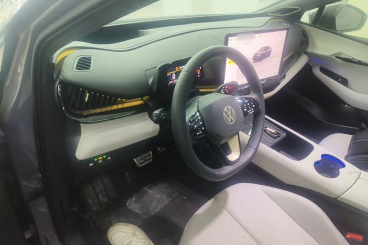 Used Volkswagen ID.UNYX 2024 Revised Version Max High-Performance Edition Center Console