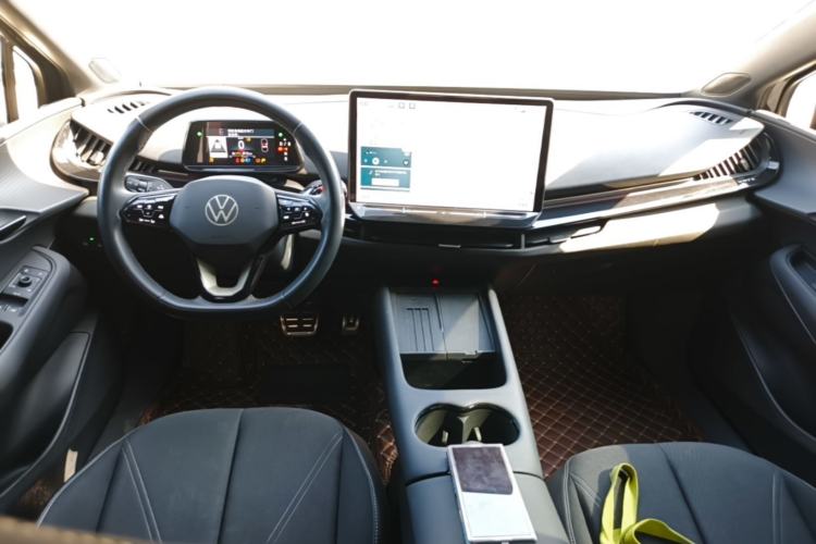 Used Volkswagen ID.UNYX 2024 Revised Pro Long-Range Version Center Console