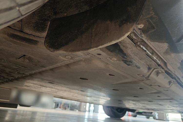 Used Volkswagen ID.UNYX 2024 Pro Long-Range Version Chassis Rear Right