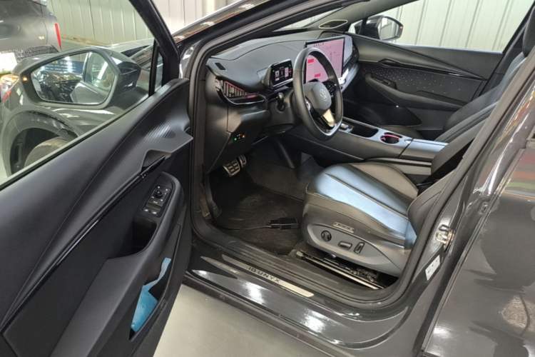 Used Volkswagen ID.UNYX 2024 Revised Ultra Long-Range Version Driver Seat