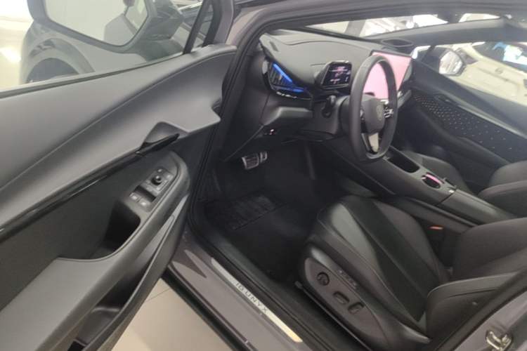 Used Volkswagen ID.UNYX 2024 Revised Ultra Long-Range Version Driver Seat