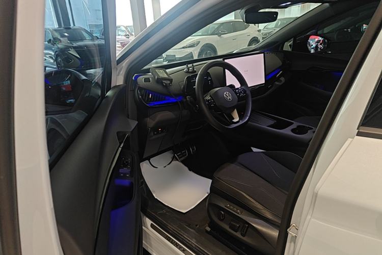 Used Volkswagen ID.UNYX 2024 Pro Long-Range Version Driver Seat